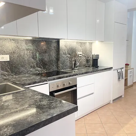 Onde Del Mare 公寓 *