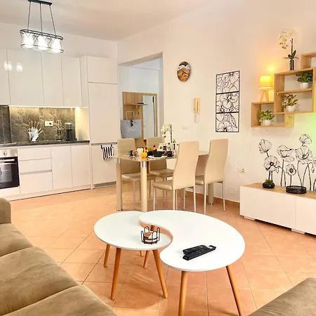 Onde Del Mare Apartment Sarande